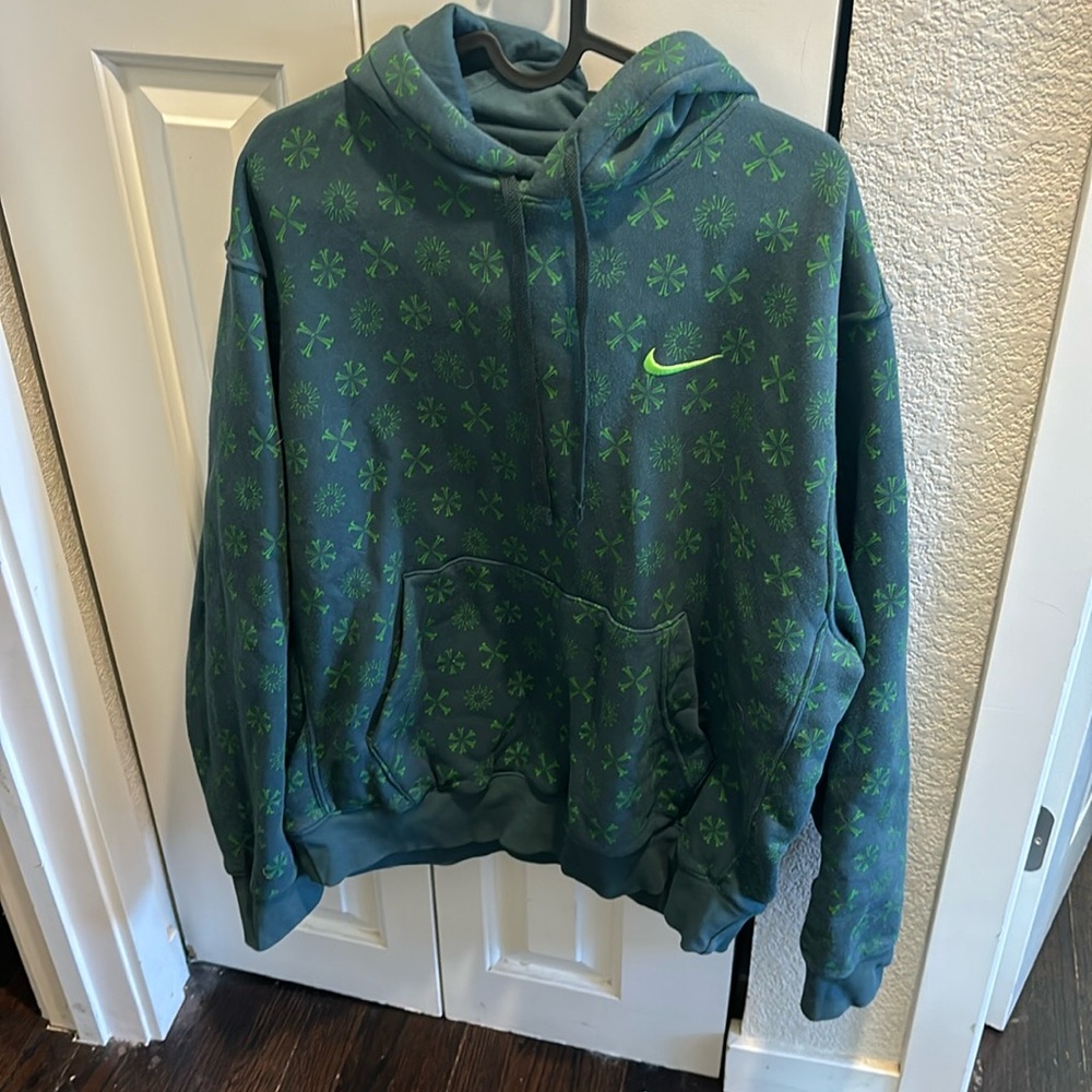 Men’s Nike hoodie